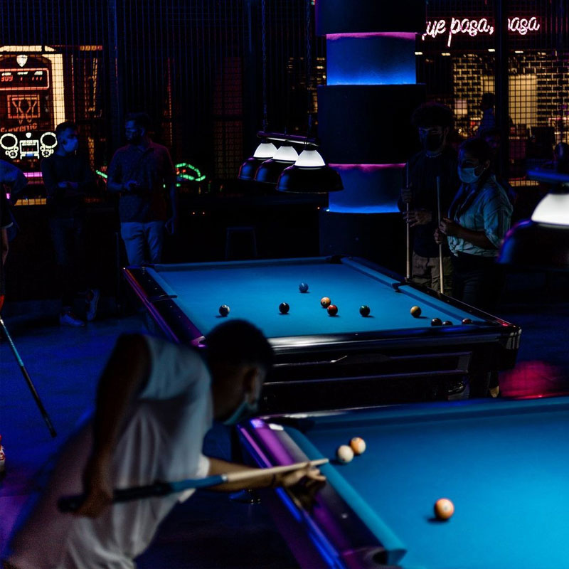 Qrew-Billiard-hall-Arcade